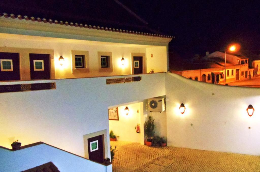 Casa Do Largo - Golega - Turismo De Habitacao Hotel Exterior photo